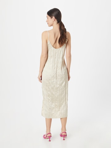 Monki Summer dress in Beige