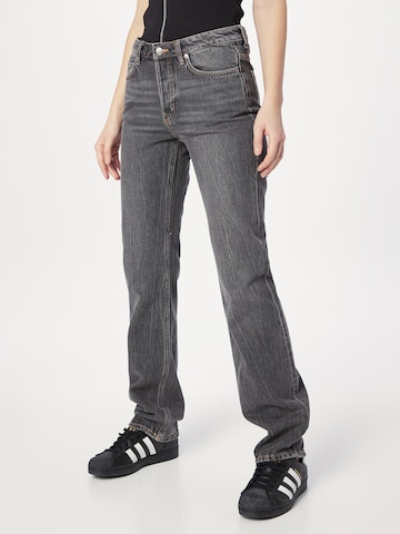 WEEKDAY Regular Jeans 'Pin' in Black: front