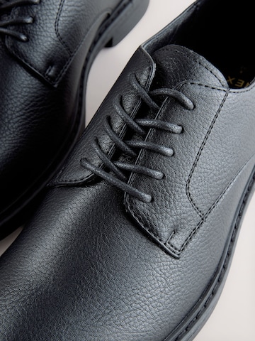 Next - Sapato com atacadores em preto