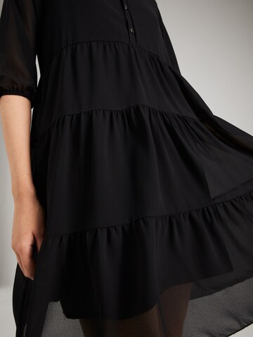 Hailys - Vestido 'Emila' en negro