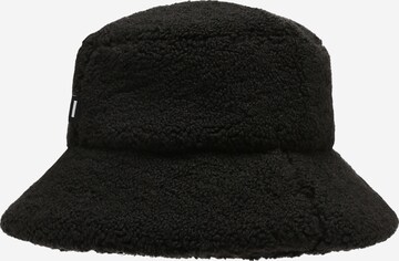 Dr. Denim Hat in Black