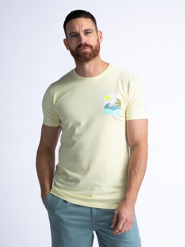 T-Shirt 'Tropicale' Petrol Industries en jaune : devant