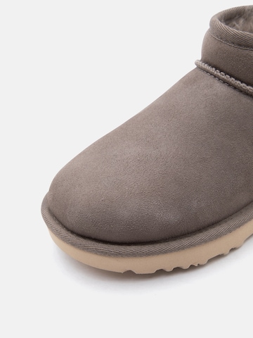 UGG Ботинки 'Classic Ultra Mini' в Зеленый