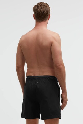 CAMP DAVID Board Shorts in Black
