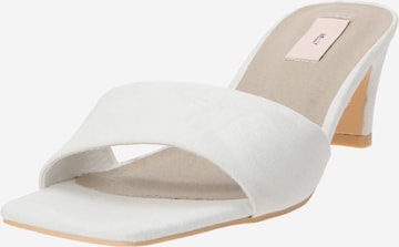 NLY by Nelly - Zapatos abiertos 'Kitten' en blanco: frente