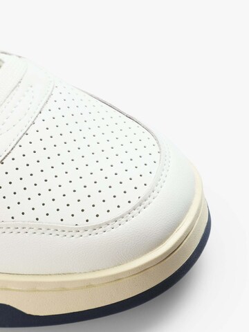 Scalpers Sneakers 'Nualex' in White