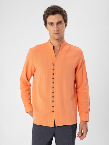 Antioch Regular fit Button Up Shirt in Orange: front