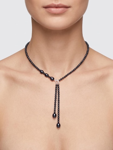 Collana 'SAINT LOUIS' di Ateliers Saint Germain in nero