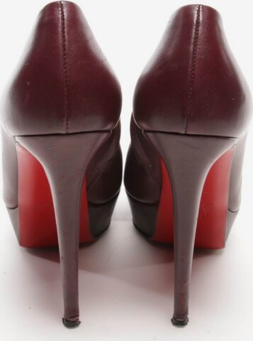 Christian Louboutin High Heels & Pumps in 39 in Red