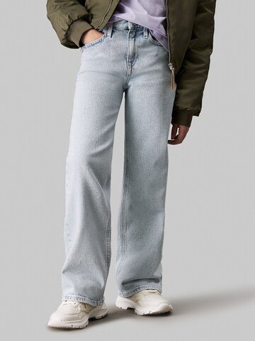 Calvin Klein Jeans Wide leg Jeans in Blue: front