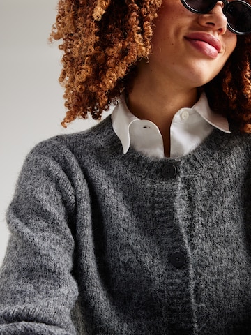 QS Strickjacke in Grau