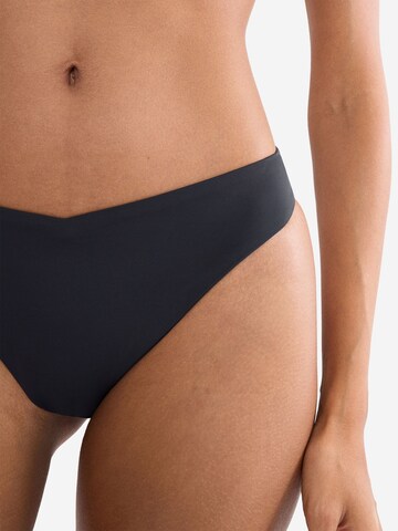 TRIUMPH Slip ' Red Label Summer Twist ' in Zwart