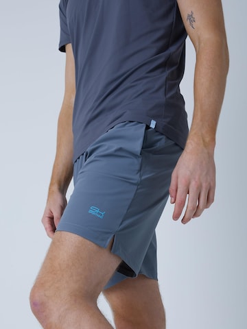 SPORTKIND Regular Workout Pants in Grey