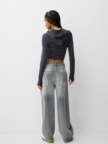 Bershka Sweatjacke in Grau