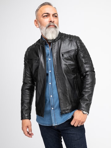 Rock Creek Between-Season Jacket in Black: front