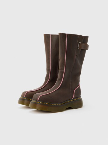 ruda Dr. Martens Auliniai 'Buzz'