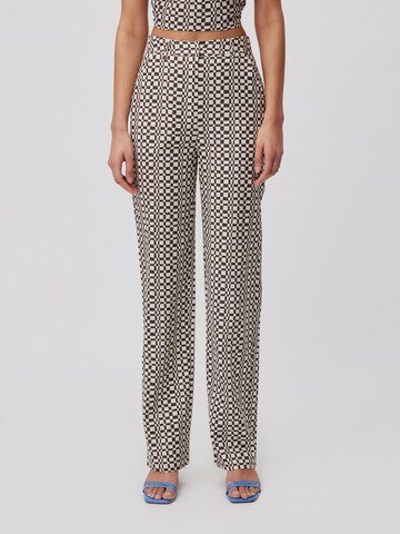 Wide Leg Pantalon 'Eske Tall' LeGer by Lena Gercke en marron : devant