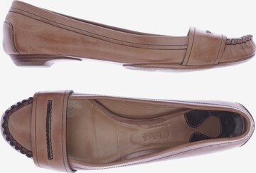 Chloé Flats & Loafers in 41 in Beige: front