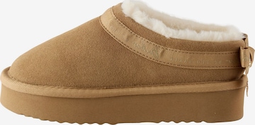 Baker by Ted Baker Low shoe in Brown: front