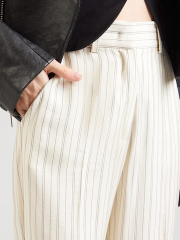 Sisley Loosefit Pantalon in Beige