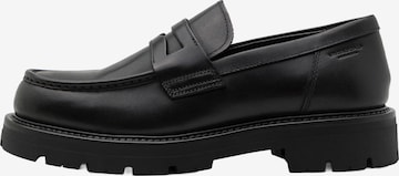 VAGABOND SHOEMAKERS Madal king 'Cameron', värv must: eest vaates