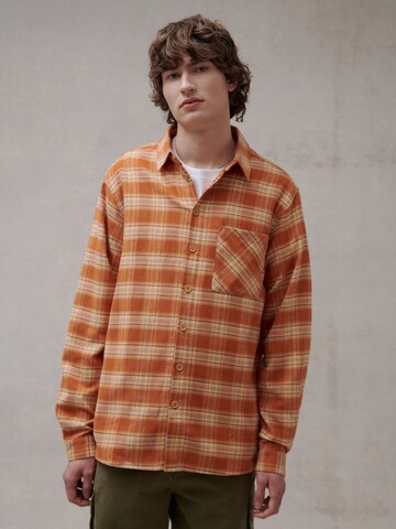Regular fit Camicia di THE ELECTRIC STATE COLLECTION in arancione: frontale