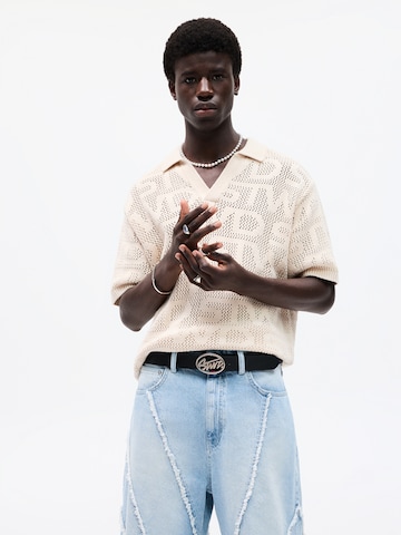Pull-over 'STWD' Pull&Bear en blanc : devant