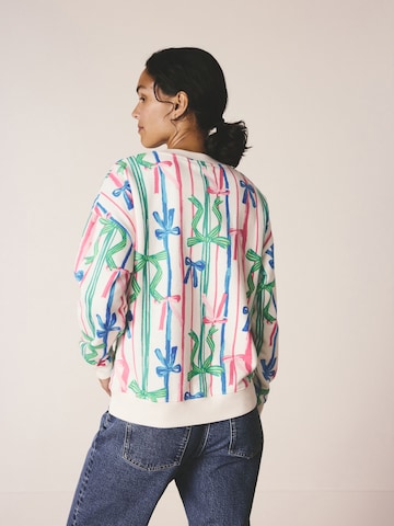 Next Μπλούζα φούτερ σε λευκό