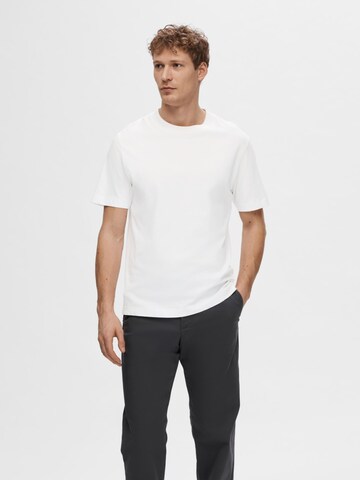 T-Shirt 'Colman' SELECTED HOMME en blanc : devant