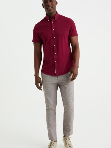 WE Fashion Slim fit Πουκάμισο σε κόκκινο