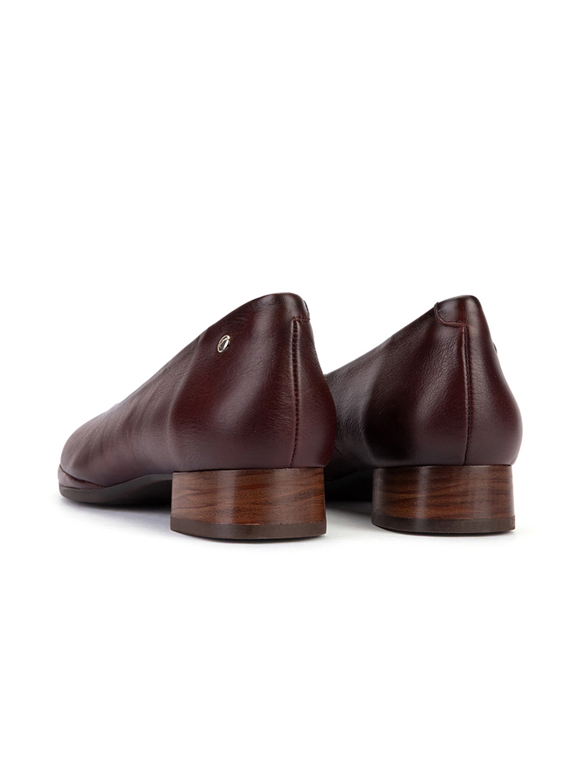 PIKOLINOS - Sapatos de salto em castanho