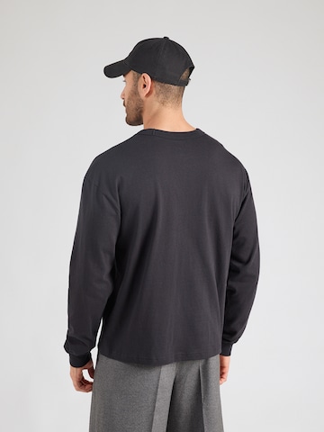 juoda GAP Marškinėliai