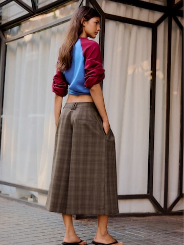Wide Leg Pantalon à pince Bershka en marron