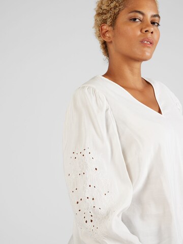 Vero Moda Curve Blouse 'Sani' in White