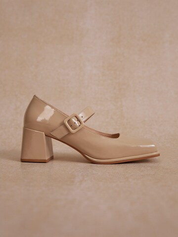 Estro - Zapatos con plataforma '097-1' en beige