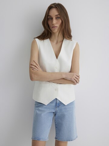 Mavi Vest in White: front
