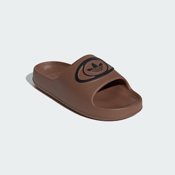 Chaussure basse 'Adilette 00s' ADIDAS ORIGINALS en marron