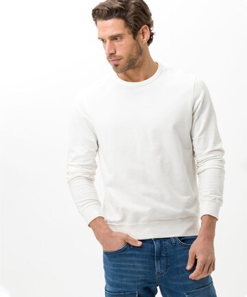 BRAX Sweatshirt 'Sawyer' in Weiß: predná strana