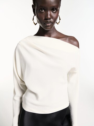 MANGO Блуза в бежово