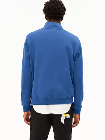 ARMEDANGELS Sweatshirt in Blue