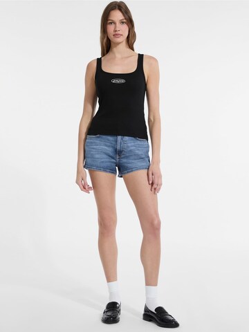 GUESS Top in Black