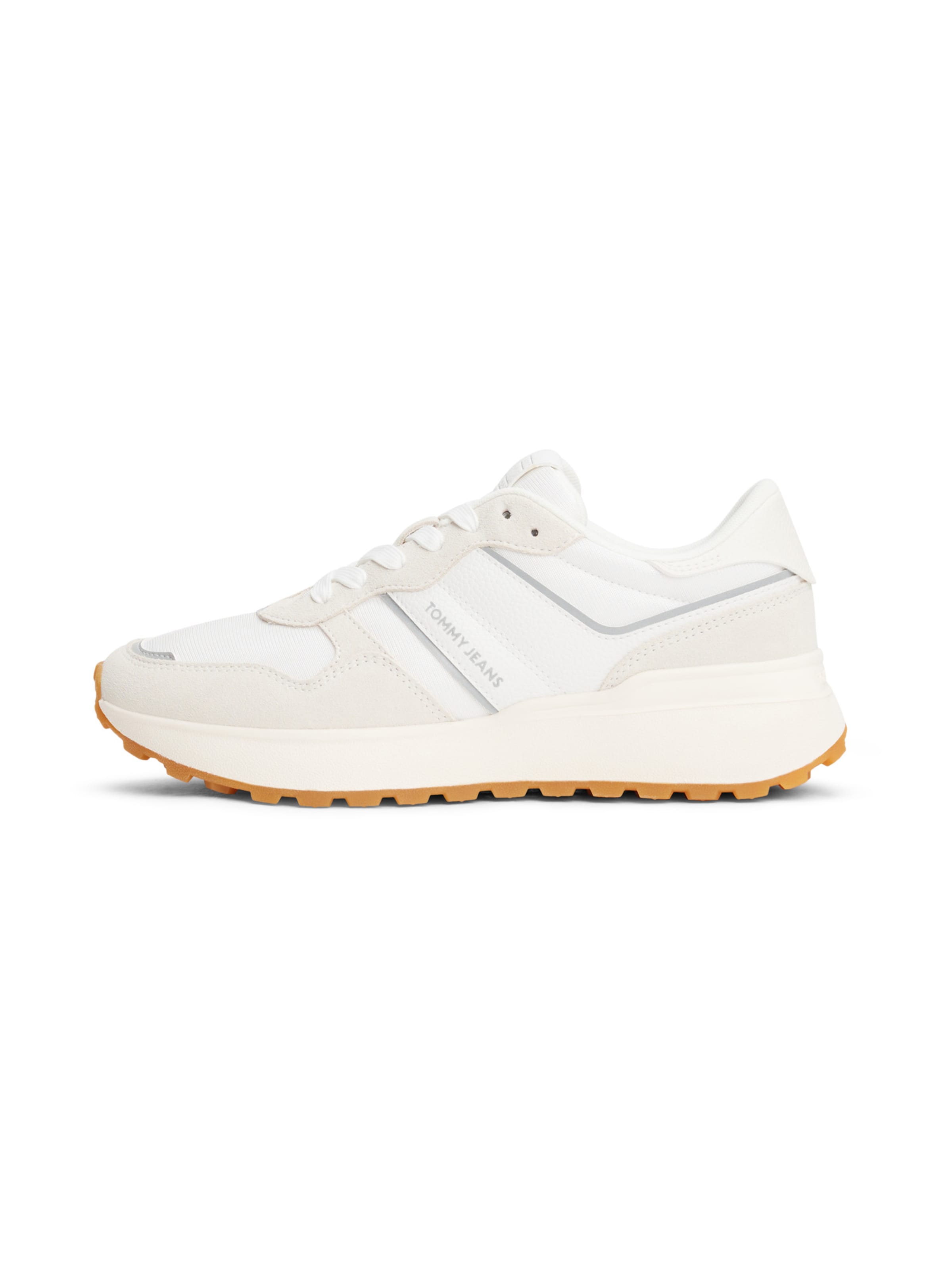 Tommy Jeans Baskets basses 'CLEATED RUNNER' en écru / blanc, Vue avec produit