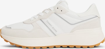 Baskets basses 'CLEATED RUNNER' Tommy Jeans en beige : devant