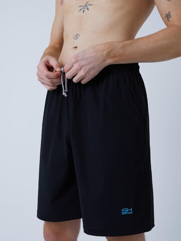 Regular Pantalon de sport 'Shorts' SPORTKIND en noir