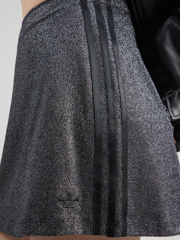 ADIDAS ORIGINALS - Falda en negro