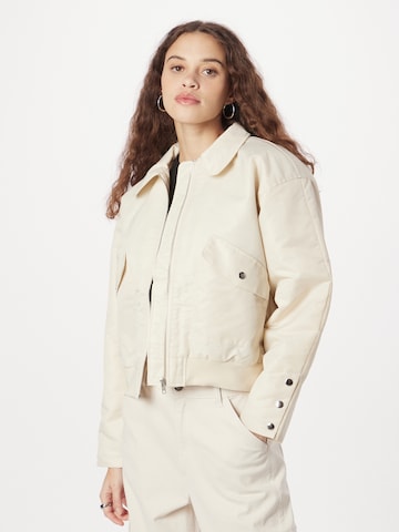 modström Between-Season Jacket 'Colton' in Beige: front