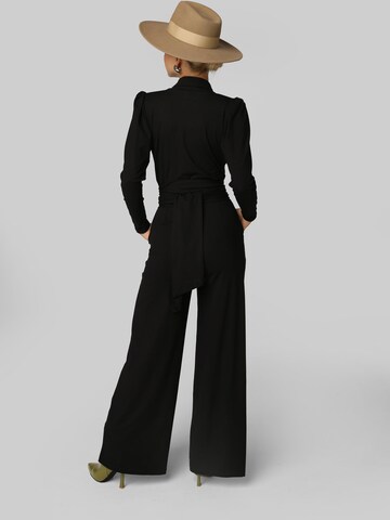 Madnezz House Jumpsuit 'Burning' in Schwarz