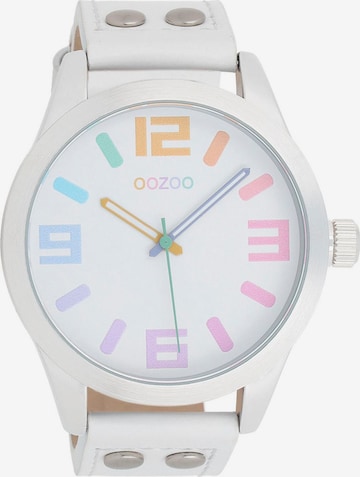 OOZOO Analog Watch in White: front