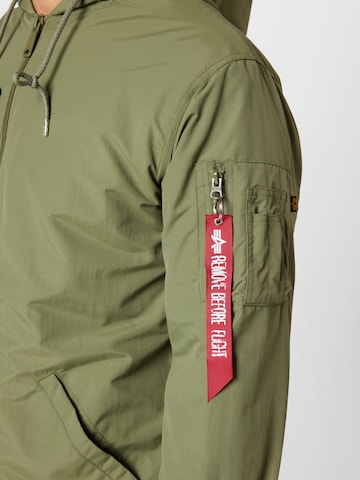 ALPHA INDUSTRIES Prechodná bunda 'Expedition' - Zelená