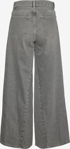 VERO MODA Wide leg Jeans 'RAIL' in Grey